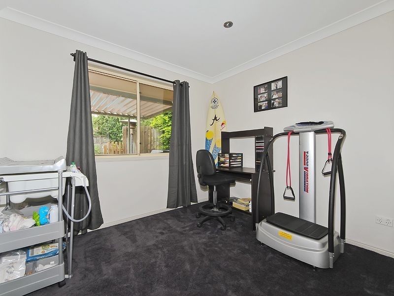 3 Retreat Place, Robina QLD 4226