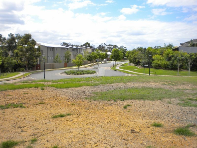 30 Great Southern Drive, Robina QLD 4226