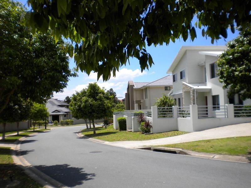 30 Great Southern Drive, Robina QLD 4226