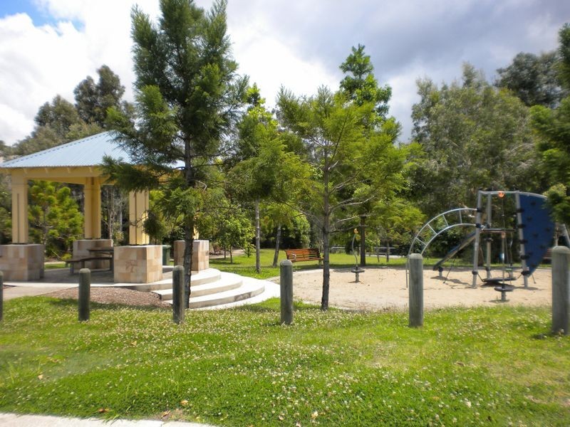 30 Great Southern Drive, Robina QLD 4226