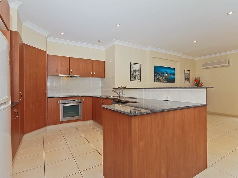 2/17 Majorca Crescent, Varsity Lakes QLD 4227
