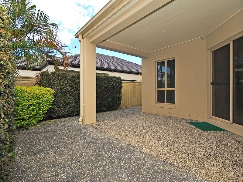 2/17 Majorca Crescent, Varsity Lakes QLD 4227