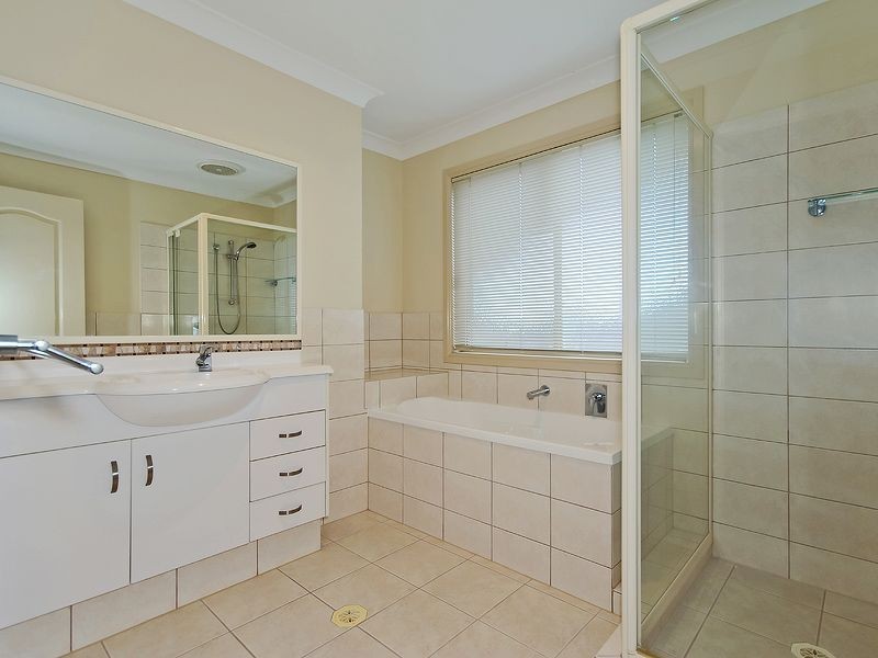 2/17 Majorca Crescent, Varsity Lakes QLD 4227