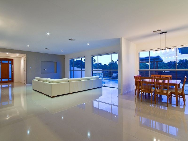 6 Golden Grove Blvd, Reedy Creek QLD 4227