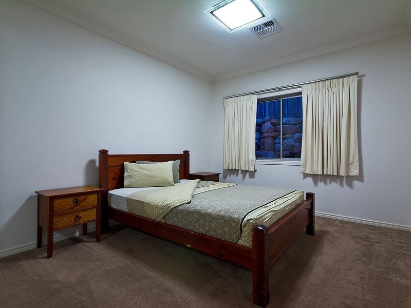 6 Golden Grove Blvd, Reedy Creek QLD 4227
