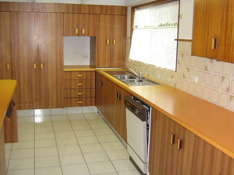 102 Muir Street, Labrador QLD 4215