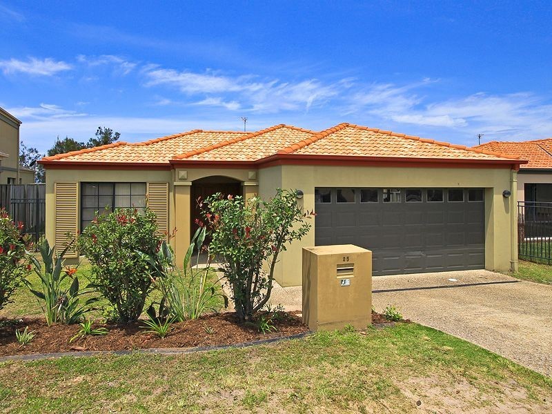 25 Prospect Court, Robina QLD 4226
