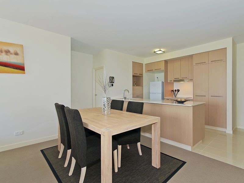 284/135 Lakelands Drive, Merrimac QLD 4226