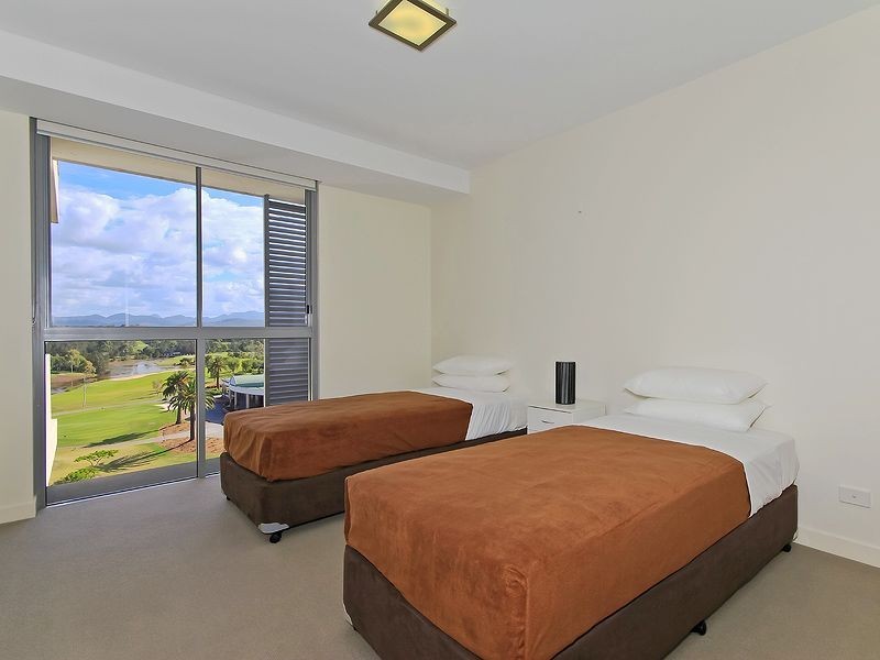 284/135 Lakelands Drive, Merrimac QLD 4226