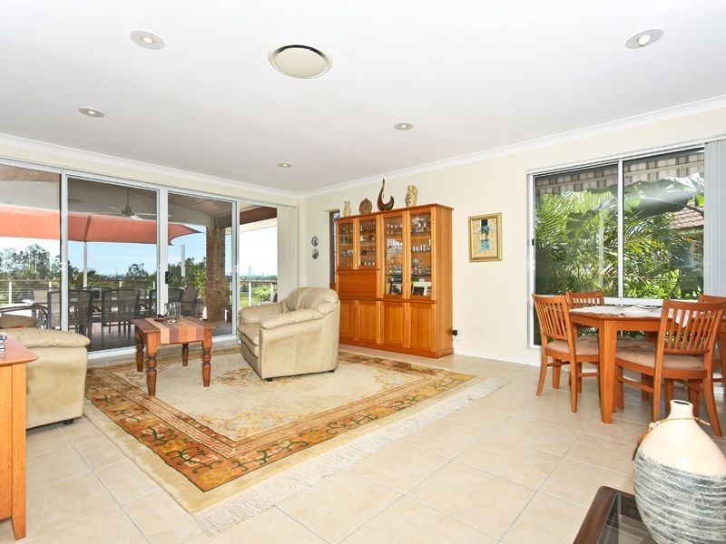 23 Longmorn Crescent, Merrimac QLD 4226