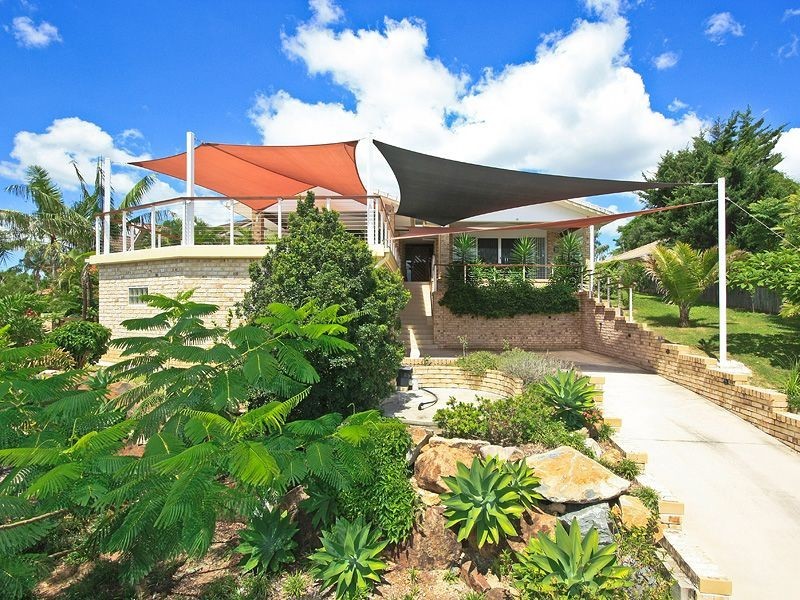 23 Longmorn Crescent, Merrimac QLD 4226