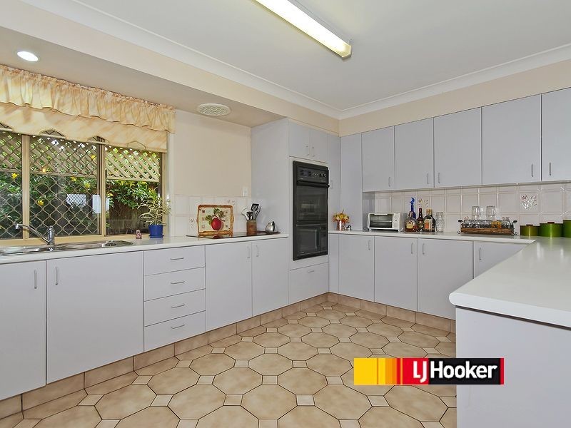 23 Pinnacle Court, Robina QLD 4226