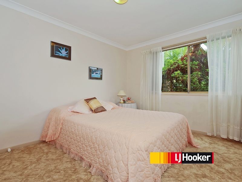 23 Pinnacle Court, Robina QLD 4226