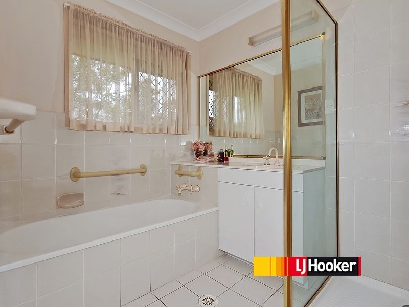 23 Pinnacle Court, Robina QLD 4226