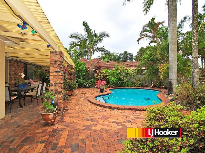 23 Pinnacle Court, Robina QLD 4226
