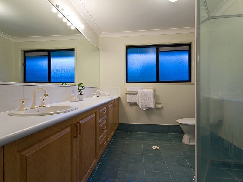 22 Hidden Valley Road, Bonogin QLD 4213