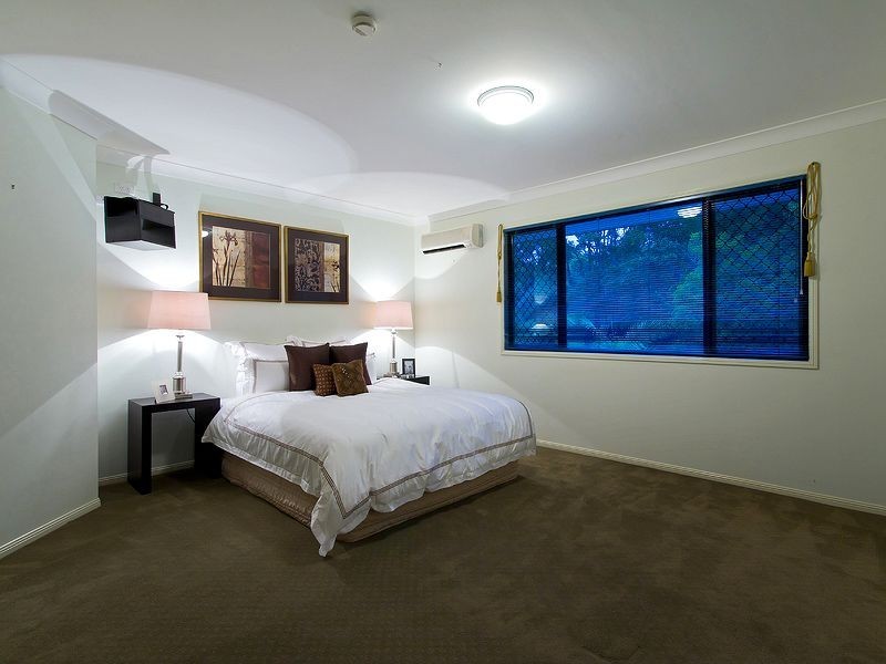 22 Hidden Valley Road, Bonogin QLD 4213