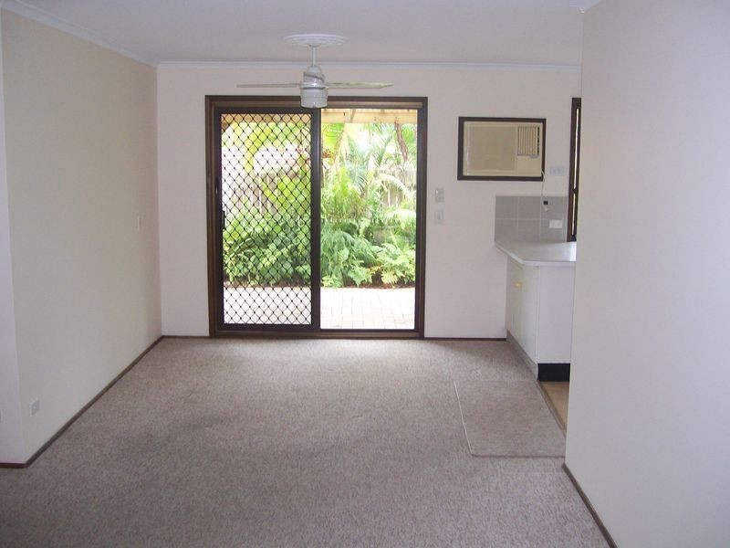 37/250 Ron Penhaligon Way, Robina QLD 4226