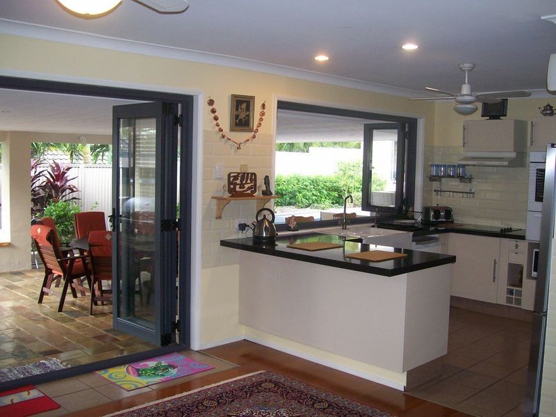 2 Kingsgrove Street, Robina QLD 4226