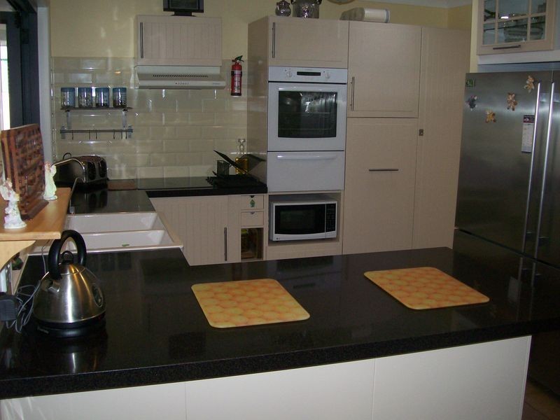 2 Kingsgrove Street, Robina QLD 4226