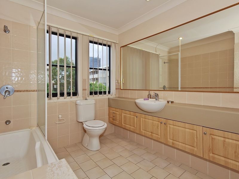 51/226 Cheltenham Drive, Robina QLD 4226