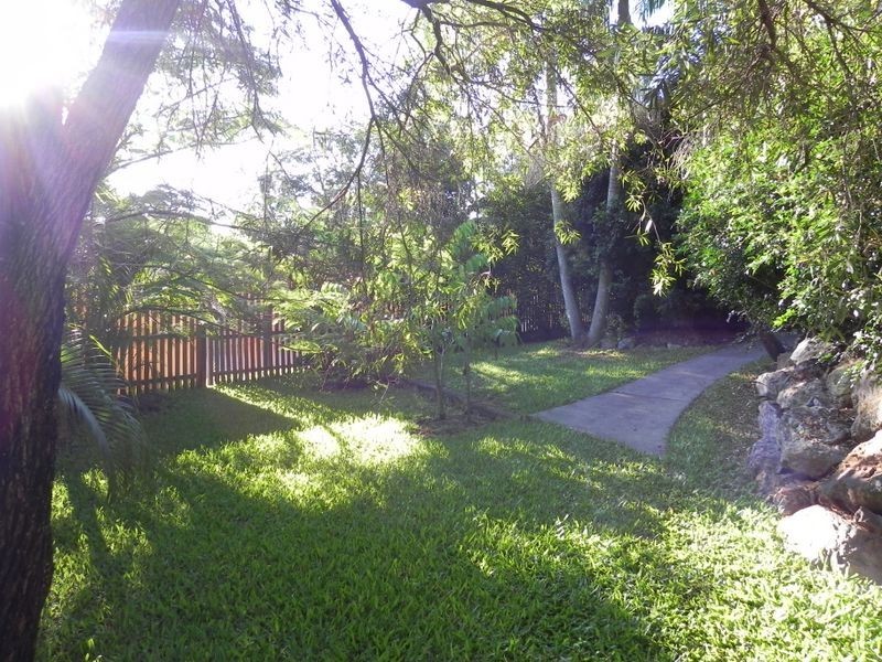 15 Woolmere Street, Carrara QLD 4211