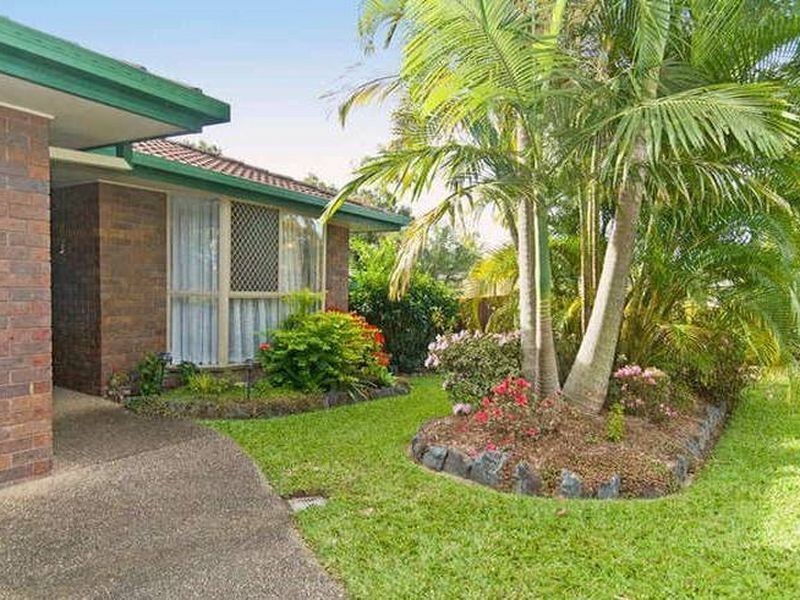 15 Woolmere Street, Carrara QLD 4211