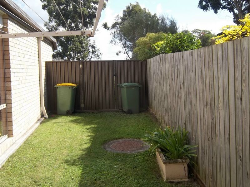 27 Marks Drive, Varsity Lakes QLD 4227