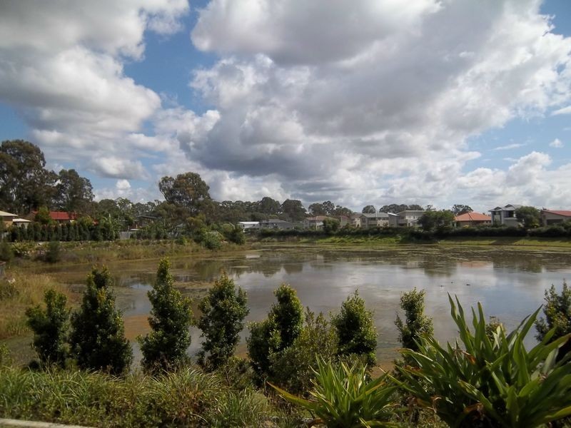 27 Marks Drive, Varsity Lakes QLD 4227