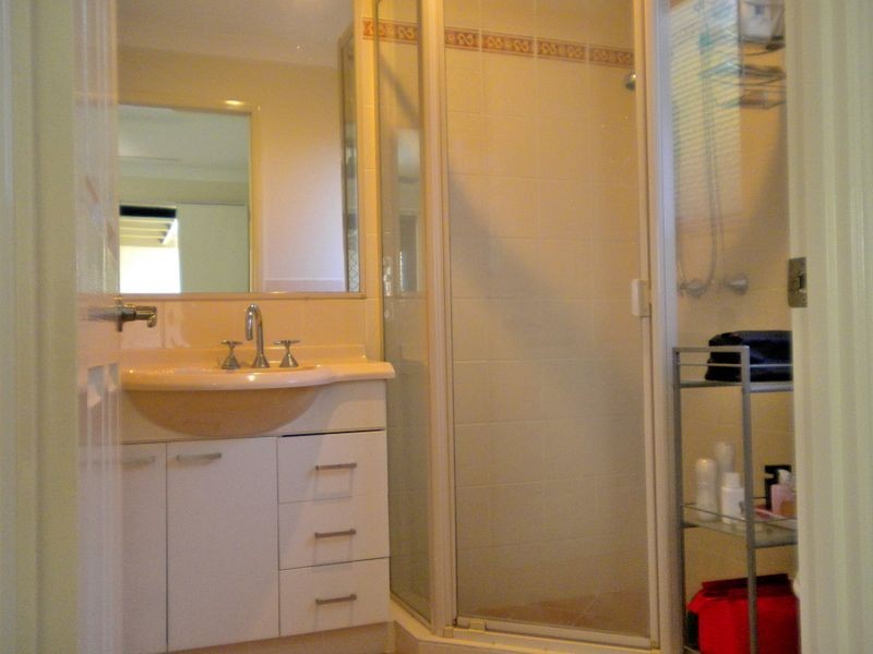 14 Coral Tree Court, Robina QLD 4226