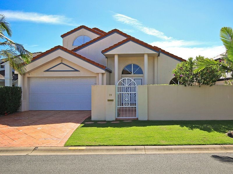 19 Washington Court, Varsity Lakes QLD 4227