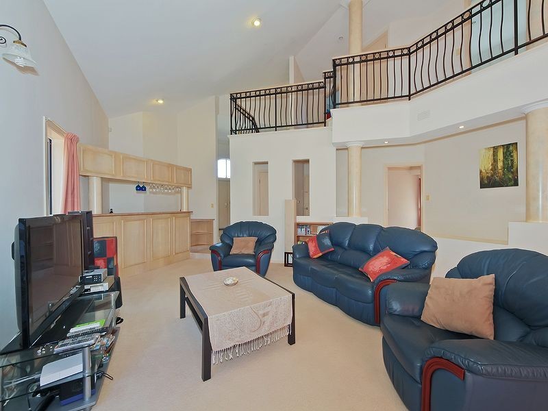 19 Washington Court, Varsity Lakes QLD 4227