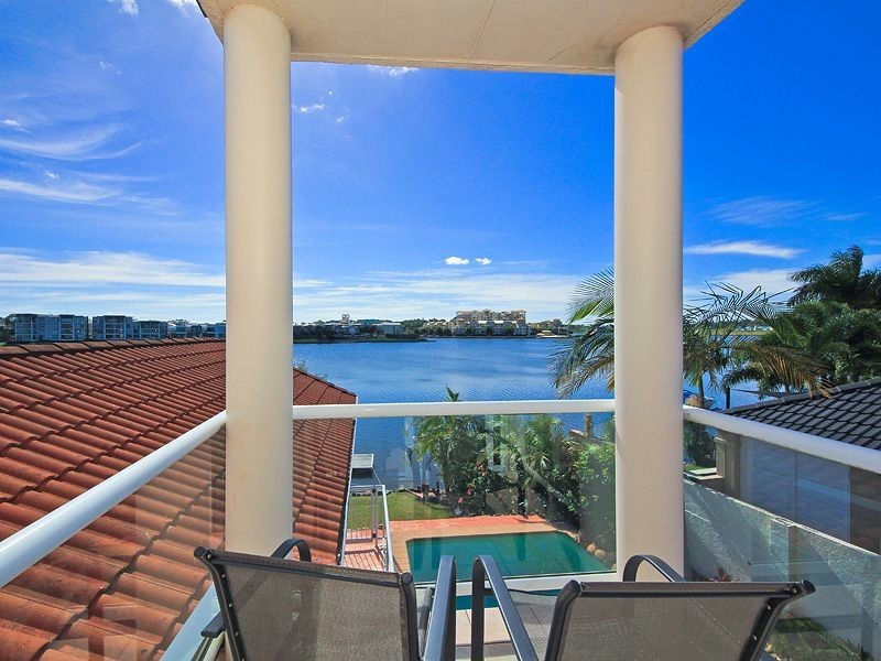 19 Washington Court, Varsity Lakes QLD 4227