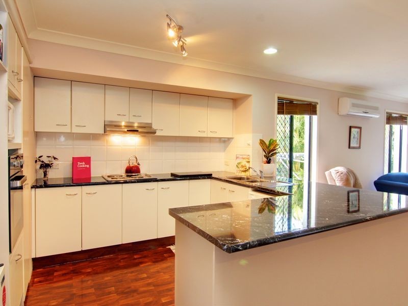 72/2 Langport Parade, Mudgeeraba QLD 4213