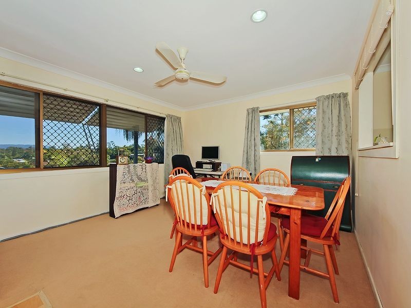 6 Wudina Court, Ashmore QLD 4214
