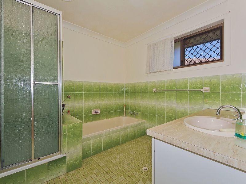 6 Wudina Court, Ashmore QLD 4214