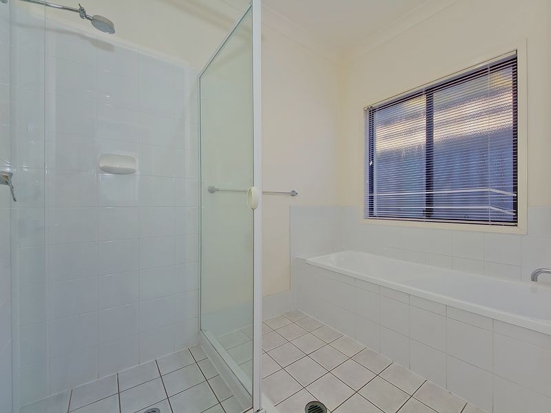 87 Bayswater Avenue, Varsity Lakes QLD 4227