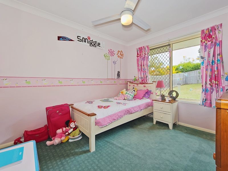 17 Wiltshire Drive, Mudgeeraba QLD 4213
