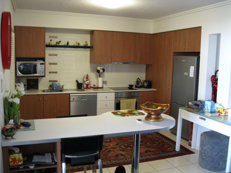 8/64 Riverwalk Avenue, Robina QLD 4226