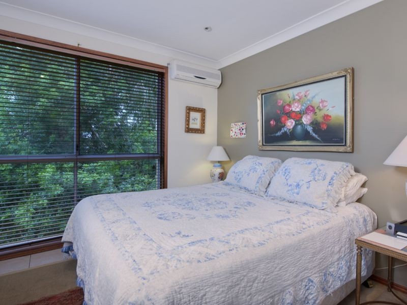 2/122 Cottesloe Drive, Robina QLD 4226