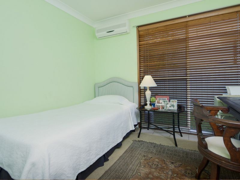 2/122 Cottesloe Drive, Robina QLD 4226