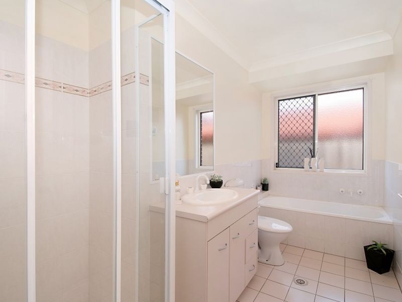 16 Comet Court, Mudgeeraba QLD 4213