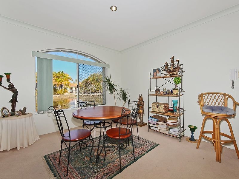 38/24 Ron Penhaligon Way, Robina QLD 4226