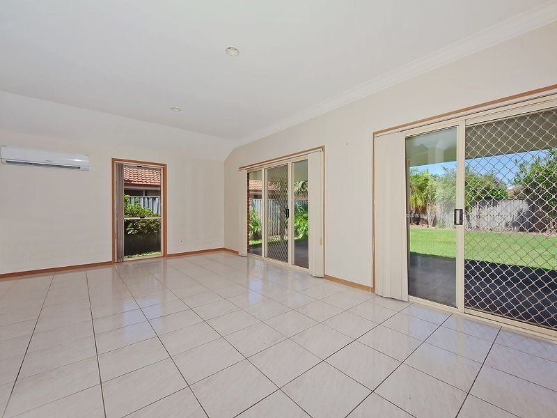 49 Martingale Circuit, Clear Island Waters QLD 4226