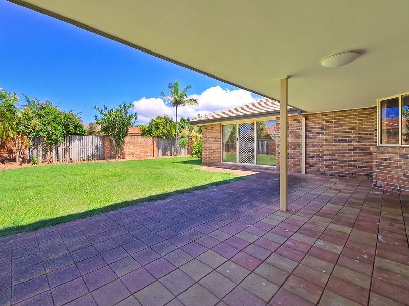 49 Martingale Circuit, Clear Island Waters QLD 4226