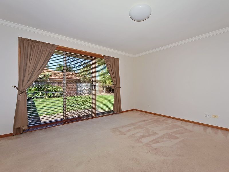 49 Martingale Circuit, Clear Island Waters QLD 4226