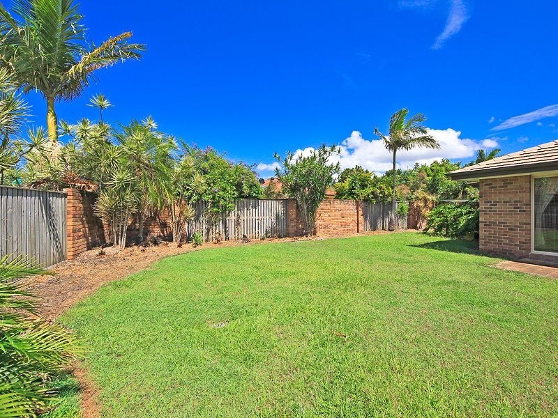 49 Martingale Circuit, Clear Island Waters QLD 4226