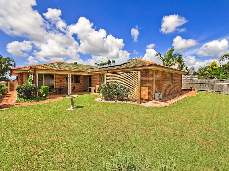 8 Outrigger Drive, Robina QLD 4226