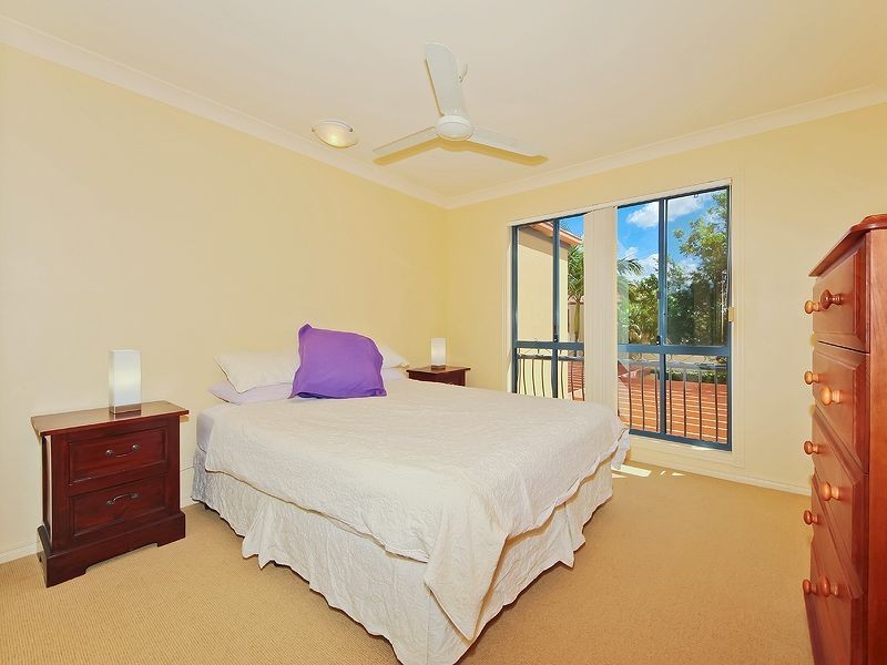 9/206 Cheltenham Drive, Robina QLD 4226