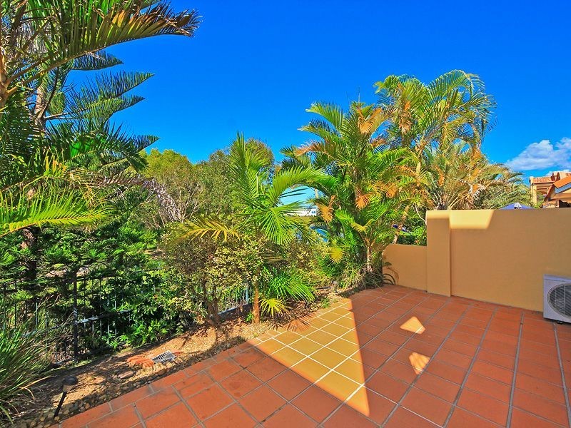 9/206 Cheltenham Drive, Robina QLD 4226